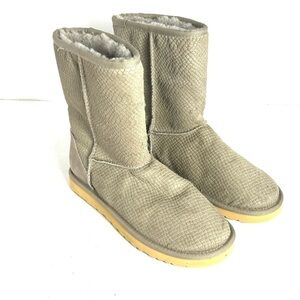 UGG Classic Mid-Calf Boots Calf Hair Scales Oyster Gray Fur Leather Winter Ski 7
